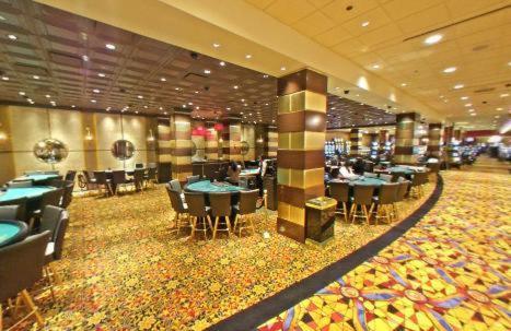 Trump Plaza & Casino Hotel Atlantic City