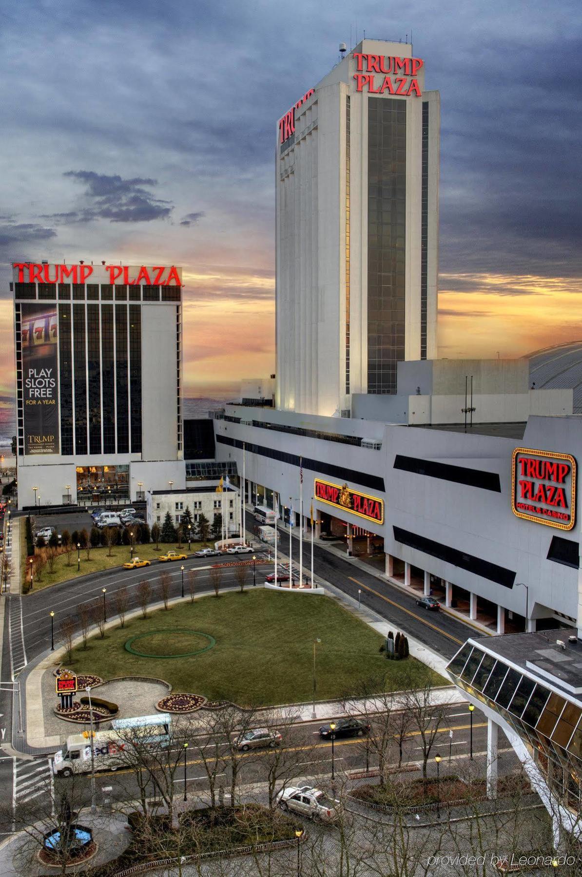 Trump Plaza & Casino 3*
